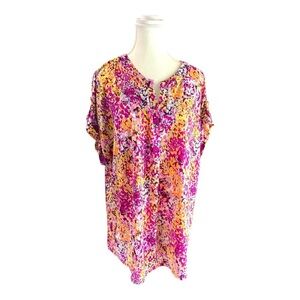 Bright and colorful Dear Scarlett blouse in size 2X!